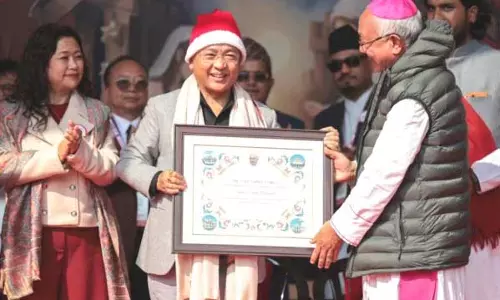 Sikkim : मुख्यमंत्री ने रंगपो में राज्य स्तरीय क्रिसमस पूर्व समारोह में भाग लिया Sikkim : मुख्यमंत्री ने रंगपो में राज्य स्तरीय क्रिसमस पूर्व समारोह में भाग लिया