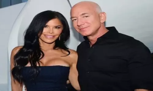 Jeff Bezos ने लॉरेन सांचेज के साथ 600 मिलियन डॉलर की शादी की खबरों को नकारा