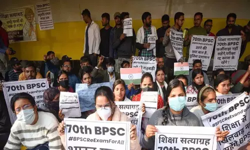 BPSC अभ्यर्थी पटना की कड़ाके की ठंड में क्यों कर रहे हैं विरोध प्रदर्शन?