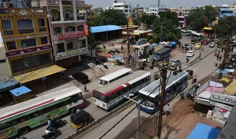 Hyderabad में ऑटो चालक ने युवती के अपहरण की कोशिश नाकाम की