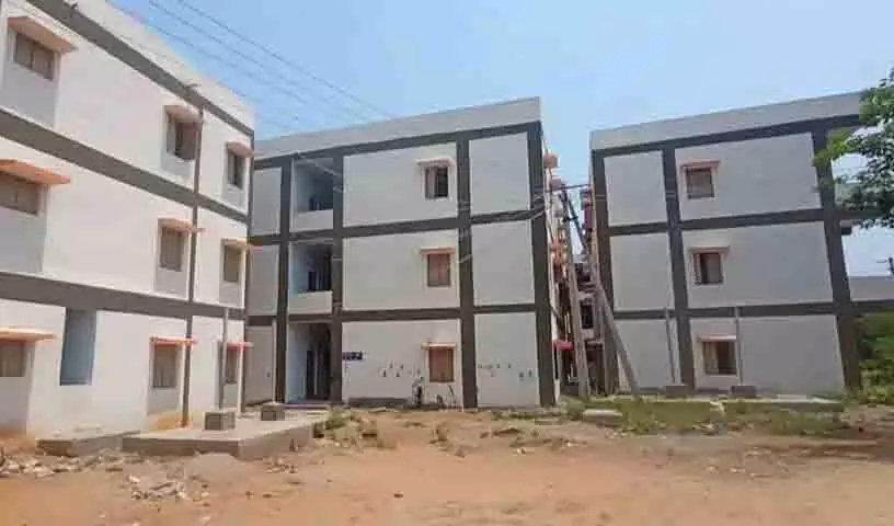 भद्राचलम में 2BHK मकानों का आवंटन विवादों में