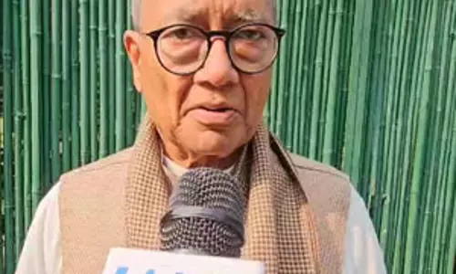 मध्य प्रदेश के परिवहन घोटाले की हाईकोर्ट के चीफ जस्टिस की निगरानी में हो जांच : दिग्विजय सिंह