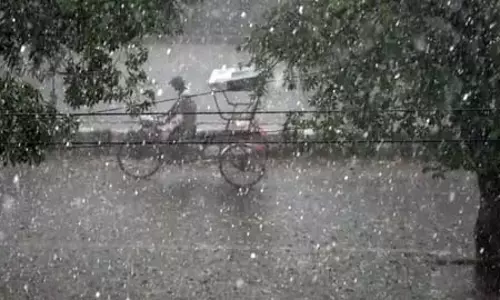 Rajasthan Weather: मध्यम बारिश, घना कोहरा और ओलावृष्टि होने की संभावना Rajasthan Weather: मध्यम बारिश, घना कोहरा और ओलावृष्टि होने की संभावना