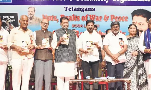 Telangana CM Revanth: कॉरपोरेट घराने खनिजों की लूट के लिए मणिपुर में आग भड़का रहे Telangana CM Revanth: कॉरपोरेट घराने खनिजों की लूट के लिए मणिपुर में आग भड़का रहे