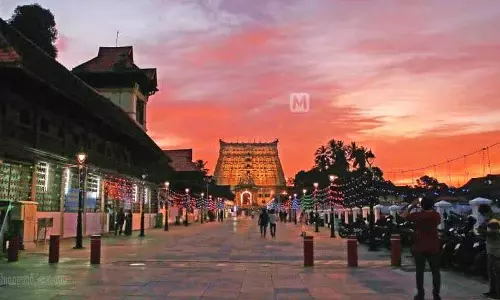 Kerala : श्री पद्मनाभस्वामी मंदिर की नीलामी में अनियमितताएं  दान की गई