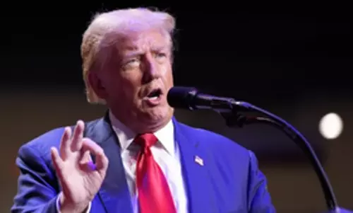 Trump ने 37 व्यक्तियों की मृत्युदंड की सज़ा कम करने के बिडेन के फ़ैसले की आलोचना की