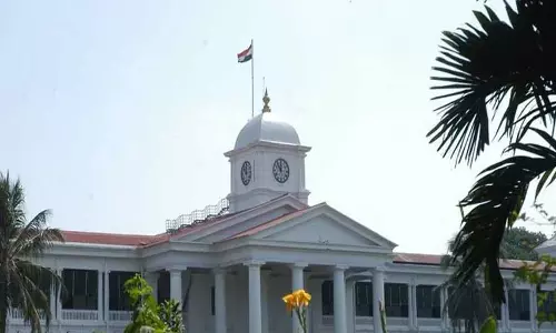 Kerala स्वास्थ्य विभाग ने कल्याणकारी पेंशन गबन में अधिकारियों के नाम दर्ज Kerala स्वास्थ्य विभाग ने कल्याणकारी पेंशन गबन में अधिकारियों के नाम दर्ज