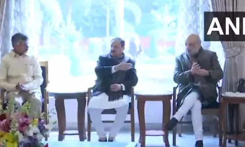BIG BREAKING: दिल्ली में NDA के बड़े नेताओं की बैठक, VIDEO