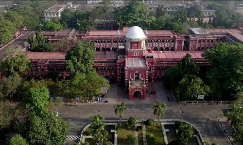 Chennai के अन्ना विश्वविद्यालय परिसर में दो लोगों ने छात्रा का यौन उत्पीड़न किया