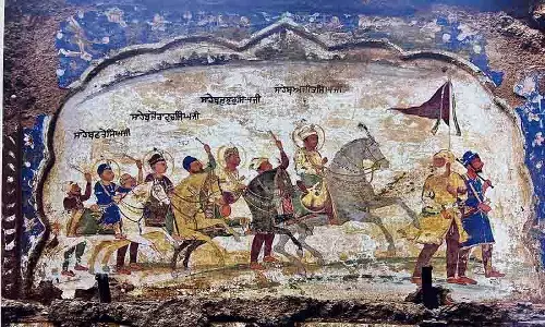 Baba Atal Gurdwara में साहिबजादों के प्रतिष्ठित भित्तिचित्र क्षरण के खतरे में
