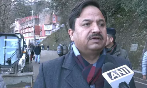 हिमाचल प्रदेश में ठंड का प्रकोप जारी, Shimla में तापमान में भारी गिरावट