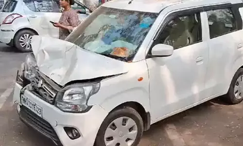 ये क्या! एयरबैग के कारण ही चली गई जान, कार में बच्चे के साथ क्या हुआ? ये क्या! एयरबैग के कारण ही चली गई जान, कार में बच्चे के साथ क्या हुआ?