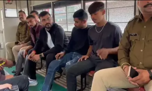 राज्यपाल को दिखाया काला झंडा, बिलासपुर में NSUI कार्यकर्ता गिरफ्तार