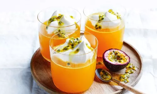 पन्ना कोट्टा के साथ पैशन फ्रूट और प्रोसेको जेली की रेसिपी