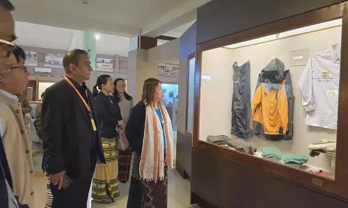 Arunachal के मंत्री ने ईटानगर राज्य संग्रहालय में बुनियादी ढांचे की समीक्षा की Arunachal के मंत्री ने ईटानगर राज्य संग्रहालय में बुनियादी ढांचे की समीक्षा की