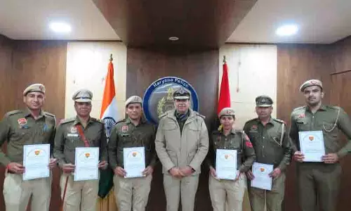 Panchkula के सात पुलिसकर्मियों को सम्मानित किया गया Panchkula के सात पुलिसकर्मियों को सम्मानित किया गया