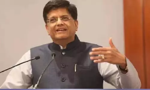 Nashik आ रहे पीयूष गोयल से प्याज निर्यात शुल्क हटाने का आग्रह किया