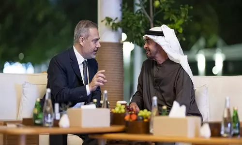 UAE के राष्ट्रपति और तुर्की के विदेश मंत्री ने द्विपक्षीय संबंधों और क्षेत्रीय विकास पर चर्चा की UAE के राष्ट्रपति और तुर्की के विदेश मंत्री ने द्विपक्षीय संबंधों और क्षेत्रीय विकास पर चर्चा की