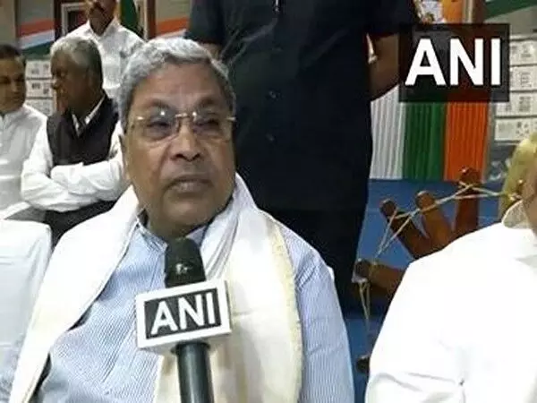 Karnataka CM नव सत्याग्रह बैठक में भाग लेने के लिए बेलगावी पहुंचे