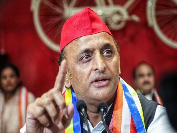 Akhilesh Yadav ने महाकुंभ 2025 की तैयारियों को लेकर भाजपा पर निशाना साधा