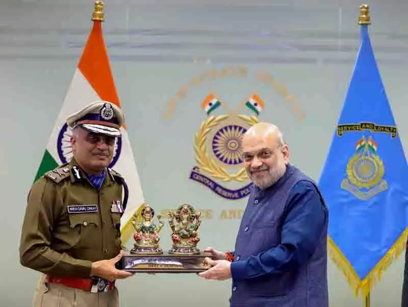 गृह मंत्री ने पूर्वोत्तर और J&K में शांति बहाल करने के लिए CRPF की सराहना की