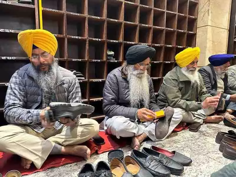 SGPC प्रमुख धामी को बीबी जागीर कौर के खिलाफ टिप्पणी के लिए सजा दी गई