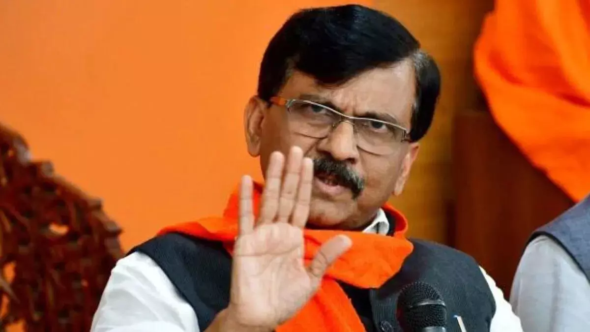 Sanjay Raut: क्या फडणवीस ‘बीड के नक्सलियों’ के खिलाफ कार्रवाई करेंगे