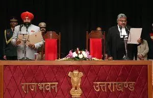 न्यायमूर्ति नरेन्द्र जी ने Uttarakhand HC के मुख्य न्यायाधीश के रूप में शपथ ली