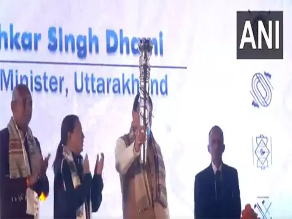 CM Dhami ने हल्द्वानी से 38वें राष्ट्रीय खेलों के लिए मशाल रिले को हरी झंडी दिखाई CM Dhami ने हल्द्वानी से 38वें राष्ट्रीय खेलों के लिए मशाल रिले को हरी झंडी दिखाई