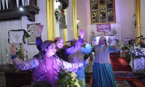 Himachal: शिमला क्रिसमस के उत्साह से सराबोर Himachal: शिमला क्रिसमस के उत्साह से सराबोर