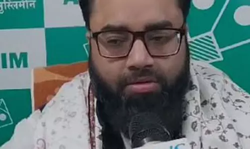 दिल्ली दंगे के आरोपी शाहरुख पठान के टिकट पर एआईएमआईएम के शीर्ष नेता लेंगे फैसला : डॉ. शोएब जामई दिल्ली दंगे के आरोपी शाहरुख पठान के टिकट पर एआईएमआईएम के शीर्ष नेता लेंगे फैसला : डॉ. शोएब जामई