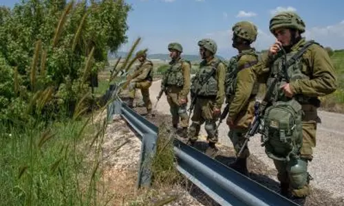 इजरायली रक्षा मंत्री ने Gaza पर सैन्य नियंत्रण बनाए रखने की कसम खाई इजरायली रक्षा मंत्री ने Gaza पर सैन्य नियंत्रण बनाए रखने की कसम खाई