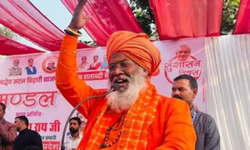 मंदिरों को तोड़कर मस्जिद का निर्माण किया गया : साक्षी महाराज मंदिरों को तोड़कर मस्जिद का निर्माण किया गया : साक्षी महाराज
