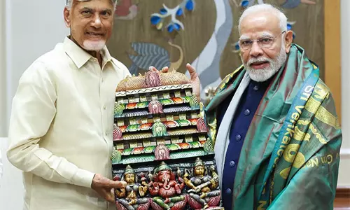 आंध्र सीएम ने PM Modi से मुलाकात की, राज्य के लिए विशेष वित्तीय सहायता मांगी