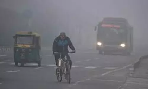 Mumbai : AQI उल्लंघनकर्ताओं पर ₹56,700 का जुर्माना Mumbai : AQI उल्लंघनकर्ताओं पर ₹56,700 का जुर्माना