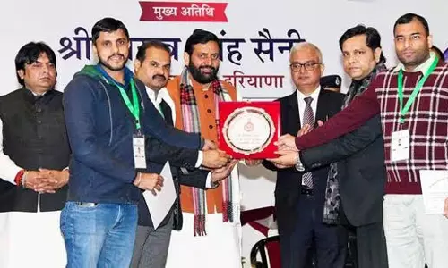 CM ने सरकारी अधिकारियों से सुशासन सुनिश्चित करने का आग्रह किया
