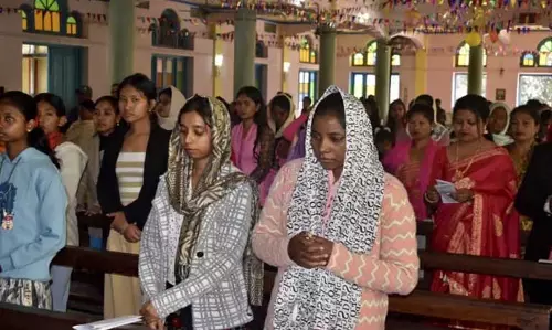 Assam :  प्रार्थना और उत्सव के साथ तांग्ला में क्रिसमस का उत्साह छाया हुआ