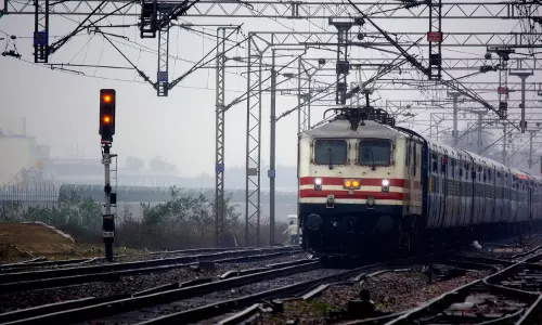 बैड न्‍यूज आई...IRCTC डाउन, रेलवे की टिकटिंग वेबसाइट और ऐप ठप, जनता परेशान