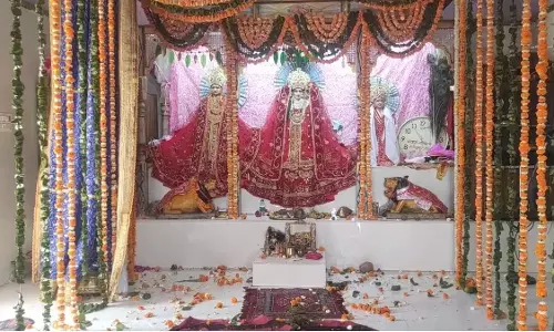MahaKumbh स्नान के साथ ही करें इस माता के मंदिर के दर्शन