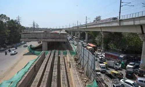 Punjab बाग फ्लाईओवर शुक्रवार को खुलने की संभावना Punjab बाग फ्लाईओवर शुक्रवार को खुलने की संभावना