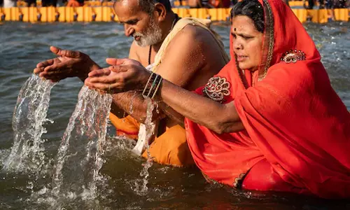 MahaKumbh में स्नान के बाद इस शक्तिपीठ के दर्शन करे MahaKumbh में स्नान के बाद इस शक्तिपीठ के दर्शन करे