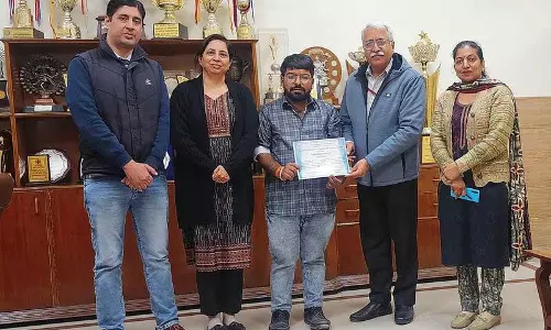 Haryana : कैम्पस नोट्स कविता प्रतियोगिता में छात्र ने बाजी मारी