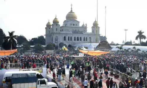 Sahibzadas के बलिदान को याद करने के लिए तीन दिवसीय शहीदी जोड़ मेला शुरू Sahibzadas के बलिदान को याद करने के लिए तीन दिवसीय शहीदी जोड़ मेला शुरू