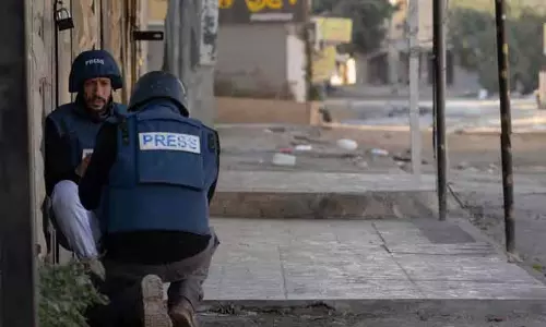 Gaza में इजरायली हमले में पांच फिलिस्तीनी पत्रकार मारे गए