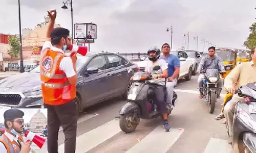 Hyderabad: तकनीकी विशेषज्ञ बने यातायात स्वयंसेवक, सड़क सुरक्षा को बढ़ावा दे रहे
