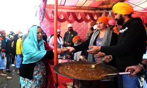 Diwan Todar Mal की 16वीं पीढ़ी सेवा की भावना को जीवित रखती Diwan Todar Mal की 16वीं पीढ़ी सेवा की भावना को जीवित रखती