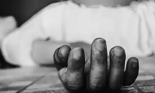 Assam : धुबरी में पुल के पास युवक मृत मिला, पुलिस को हत्या का संदेह Assam : धुबरी में पुल के पास युवक मृत मिला, पुलिस को हत्या का संदेह