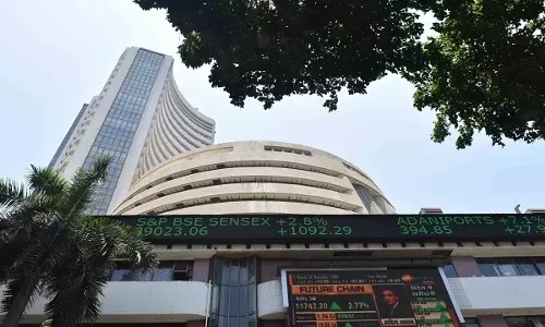 Stock Market Update: साल के अंत में तेजी के चलते निफ्टी, सेंसेक्स में उछाल