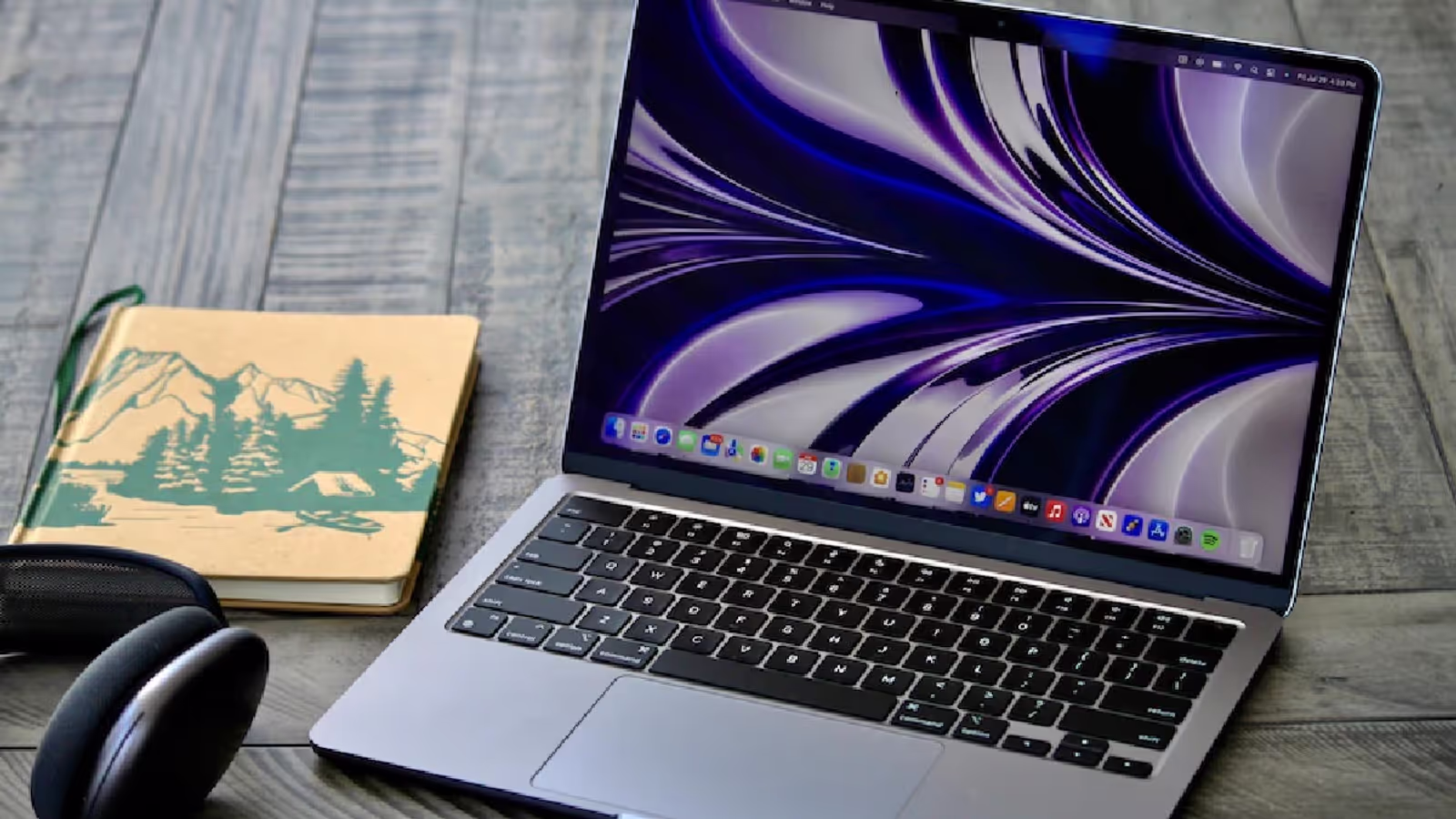 Apple के MacBook Air M3 पर मिल रहा भारी भरकम डिस्काउंट