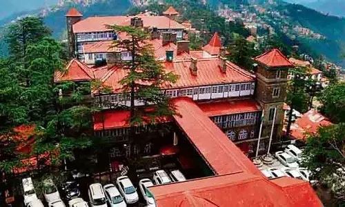 HPTDC ने नए साल की पूर्वसंध्या के लिए कमर कस ली HPTDC ने नए साल की पूर्वसंध्या के लिए कमर कस ली